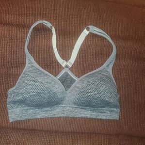 Sports bra with padding